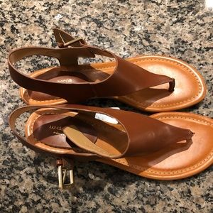 Liz Claiborne women shoe